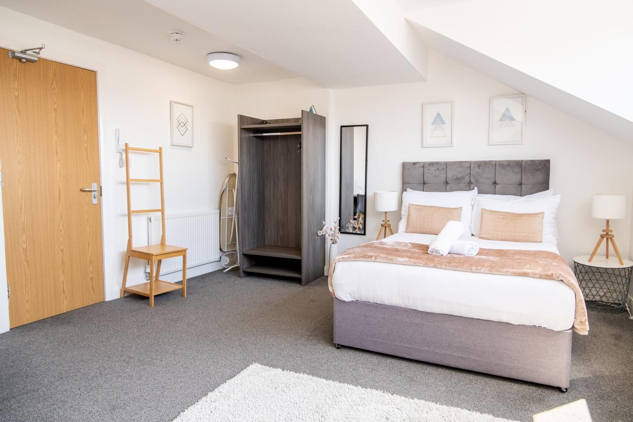Studio Apartment