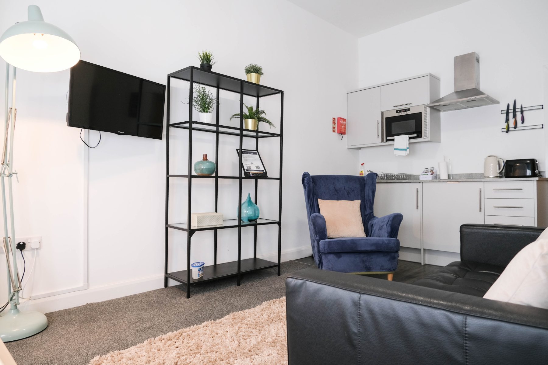 KITCHENETTE